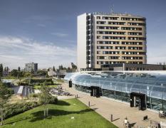Lindner Hotel Bratislava Aussenansicht des Lindner Hotels Bratislava direkt an der Donau