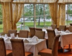 Restaurant mit Seeblick im Seehotel Rust